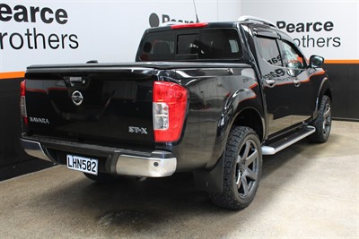 2018 Nissan Navara - Thumbnail