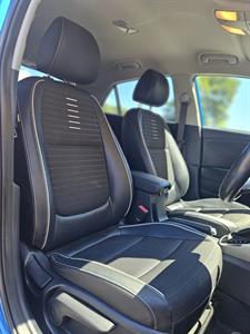 2022 Kia RIO - Thumbnail