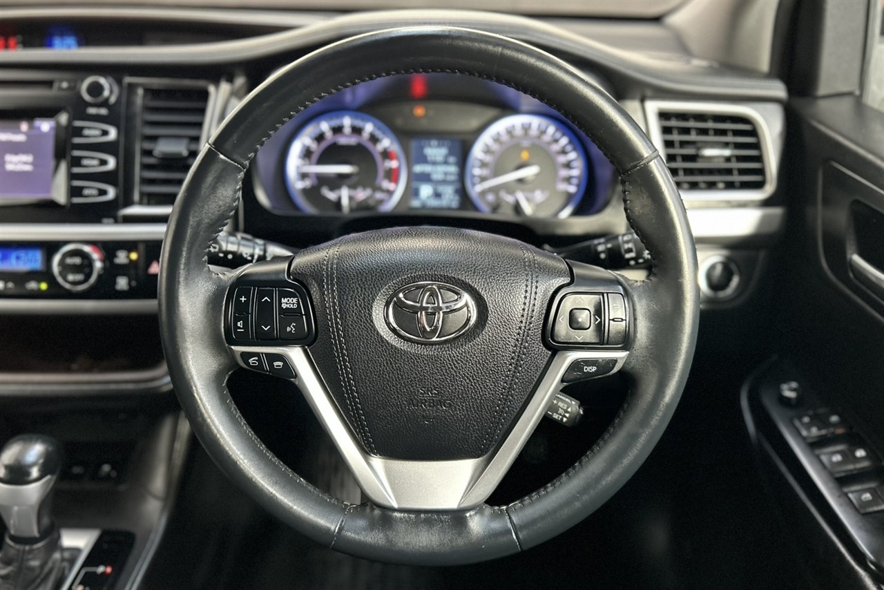2016 Toyota HIGHLANDER