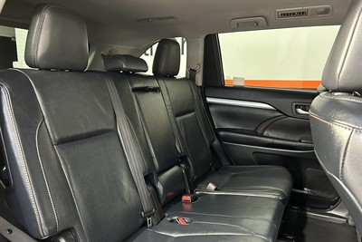 2016 Toyota HIGHLANDER - Thumbnail