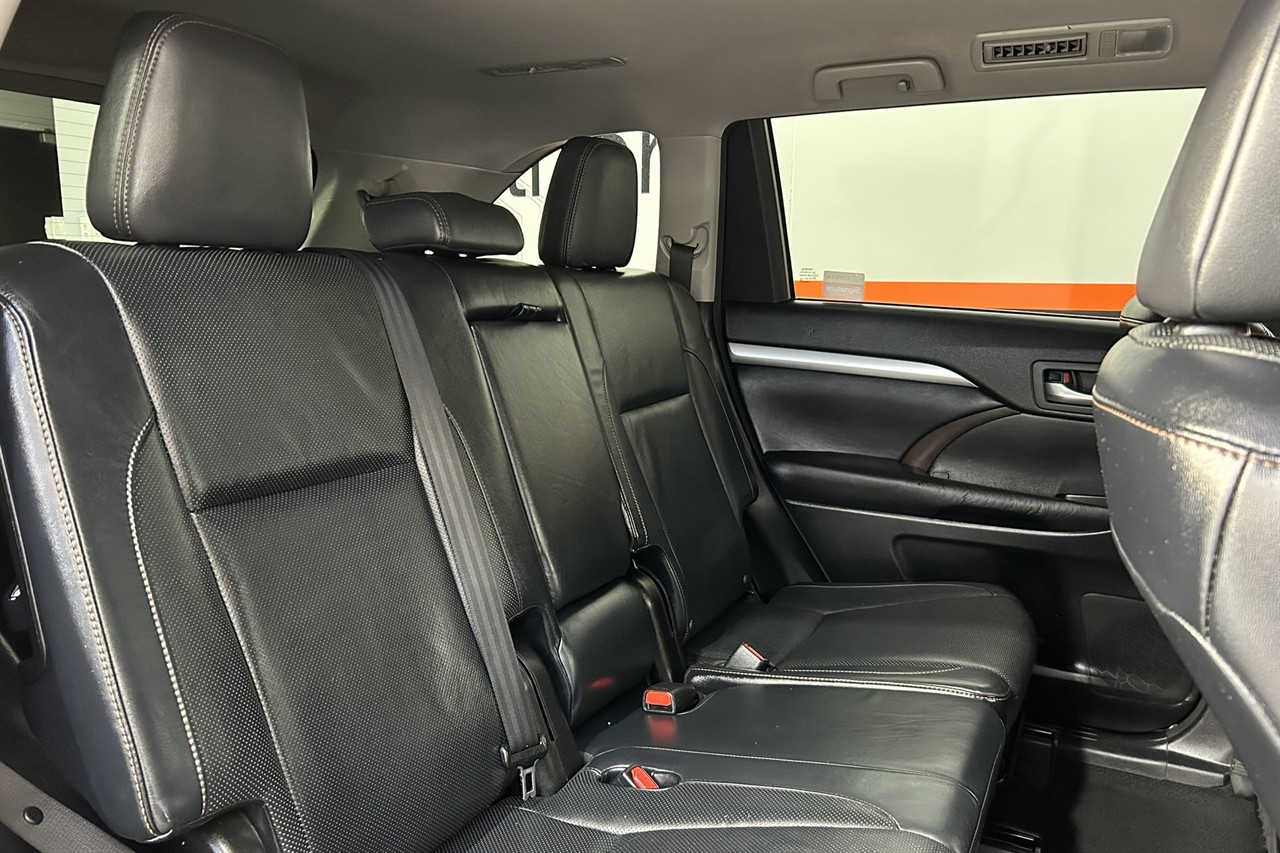 2016 Toyota HIGHLANDER