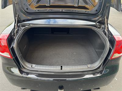 2012 Holden Commodore - Thumbnail