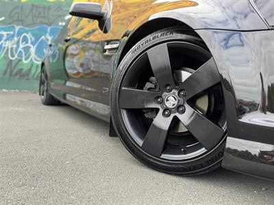 2012 Holden Commodore - Thumbnail