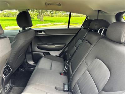 2019 Kia SPORTAGE - Thumbnail