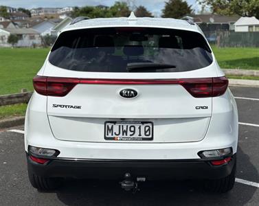 2019 Kia SPORTAGE - Thumbnail