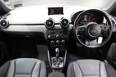2015 Audi A1 - Thumbnail
