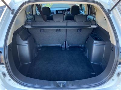 2015 Mitsubishi Outlander - Thumbnail