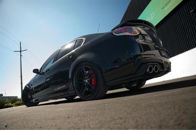 2018 Holden HSV - Thumbnail