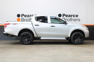 2018 Mitsubishi Triton - Thumbnail
