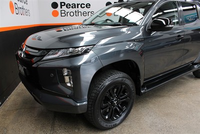 2022 Mitsubishi Triton - Thumbnail