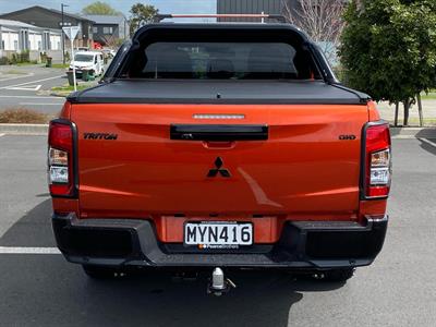2020 Mitsubishi Triton - Thumbnail
