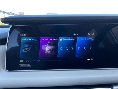 2025 Mahindra XUV700 - Thumbnail