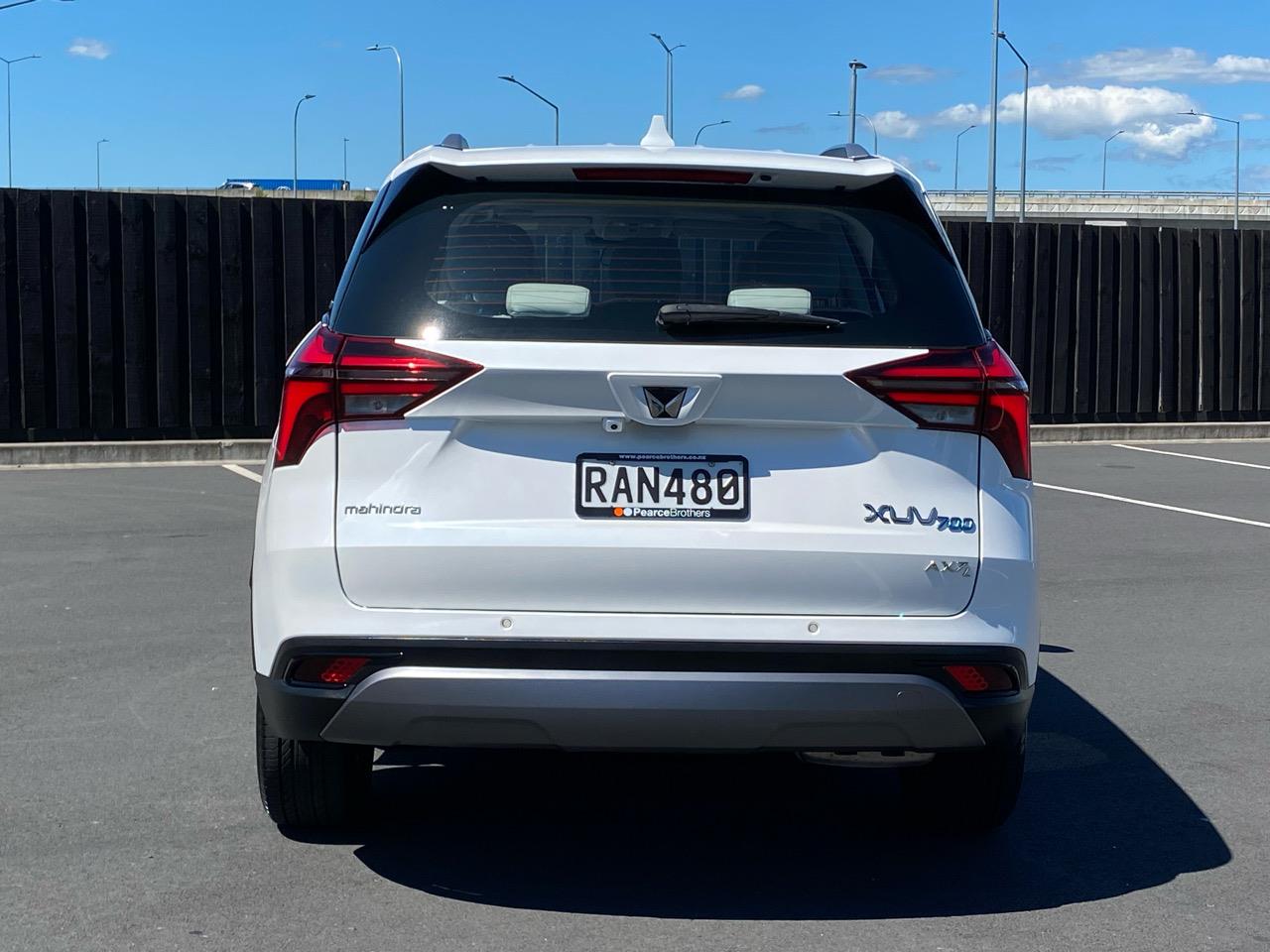 2025 Mahindra XUV700