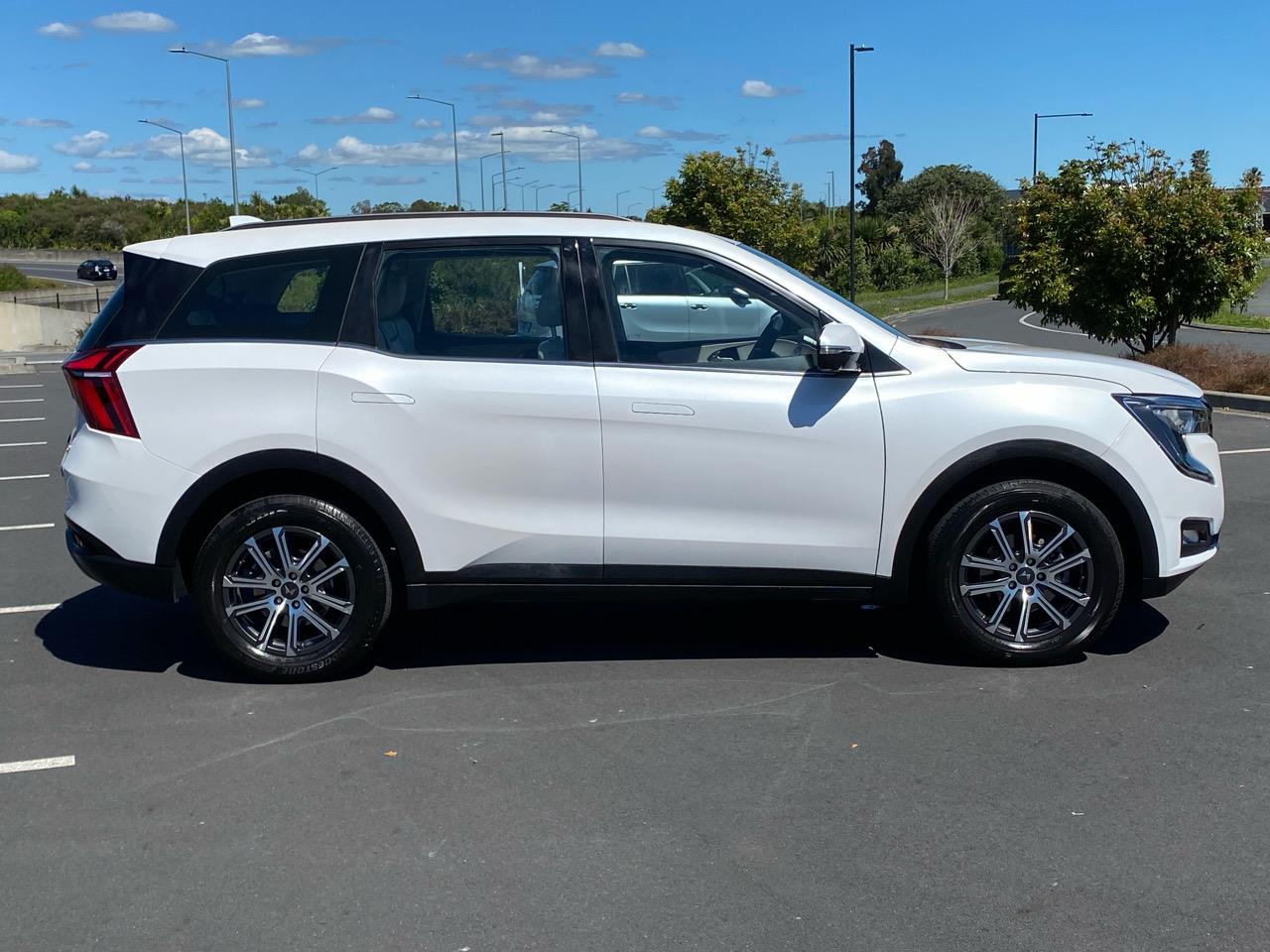 2025 Mahindra XUV700