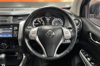 2018 Nissan Navara - Thumbnail