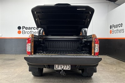 2018 Nissan Navara - Thumbnail