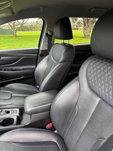 2020 Hyundai SANTA FE - Thumbnail