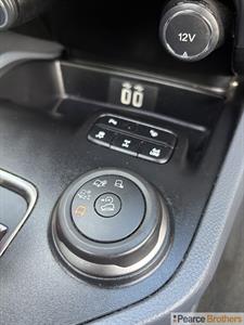 2017 Ford Everest - Thumbnail
