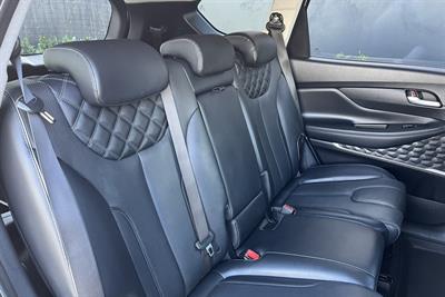 2021 Hyundai Santa Fe - Thumbnail