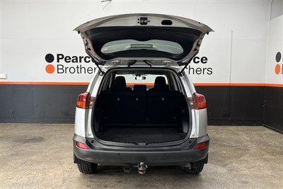 2015 Toyota RAV4 - Thumbnail