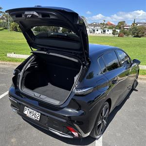 2023 Peugeot 308 - Thumbnail