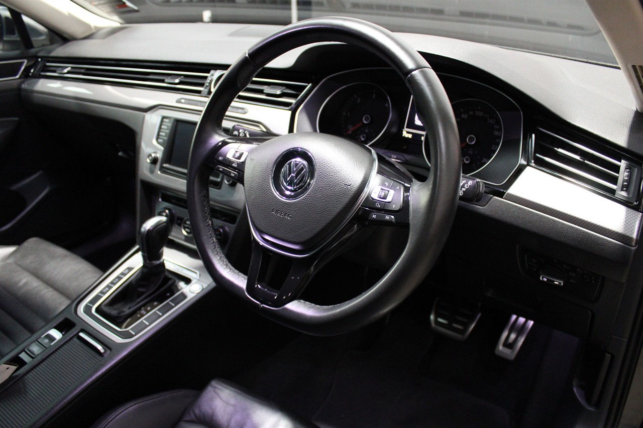 2016 Volkswagen Passat