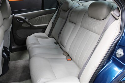 2000 Holden Commodore - Thumbnail