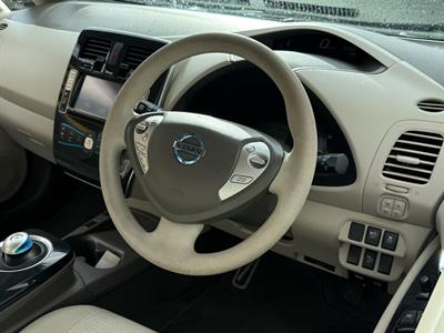 2012 Nissan Leaf - Thumbnail