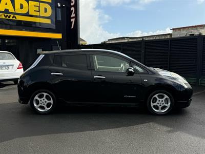2012 Nissan Leaf - Thumbnail