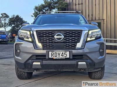 2021 Nissan Navara - Thumbnail
