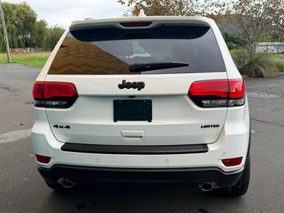 2016 Jeep GRAND CHEROKEE - Thumbnail