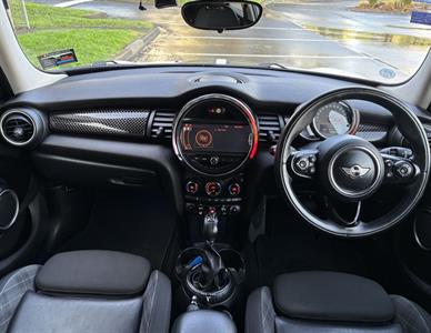 2015 Mini Cooper - Thumbnail