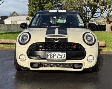 2015 Mini Cooper - Thumbnail