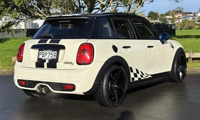 2015 Mini Cooper - Thumbnail