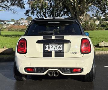 2015 Mini Cooper - Thumbnail