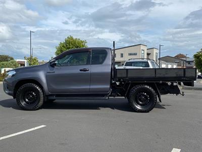 2018 Toyota Hilux - Thumbnail