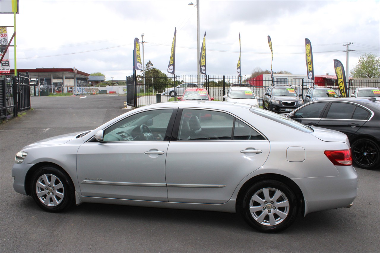 2009 Toyota AURION