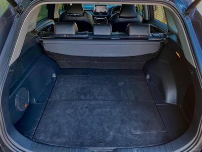 2019 Toyota RAV4 - Thumbnail