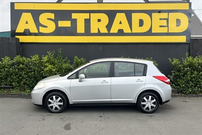 2012 Nissan Tiida - Thumbnail