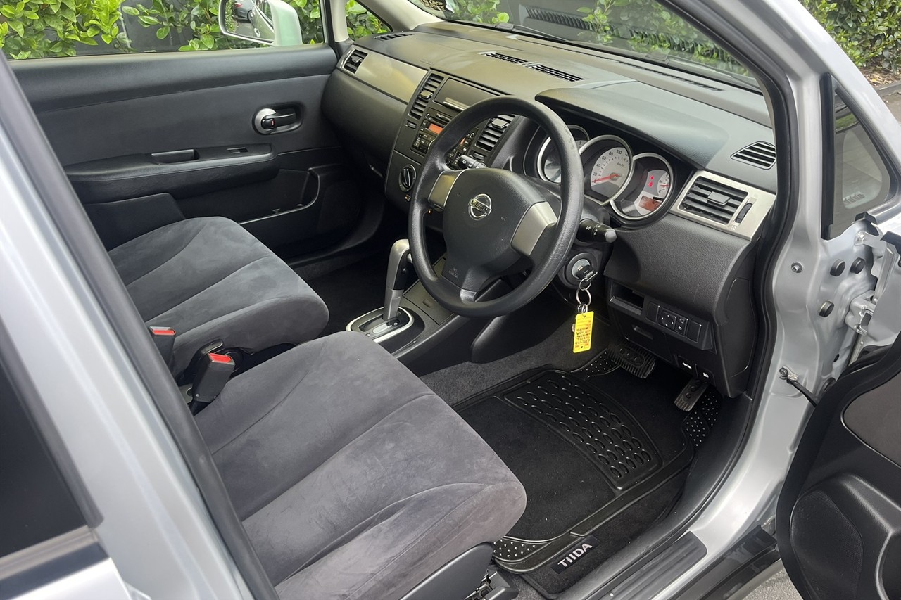 2012 Nissan Tiida