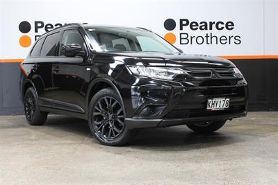 2017 Mitsubishi Outlander - Image Coming Soon