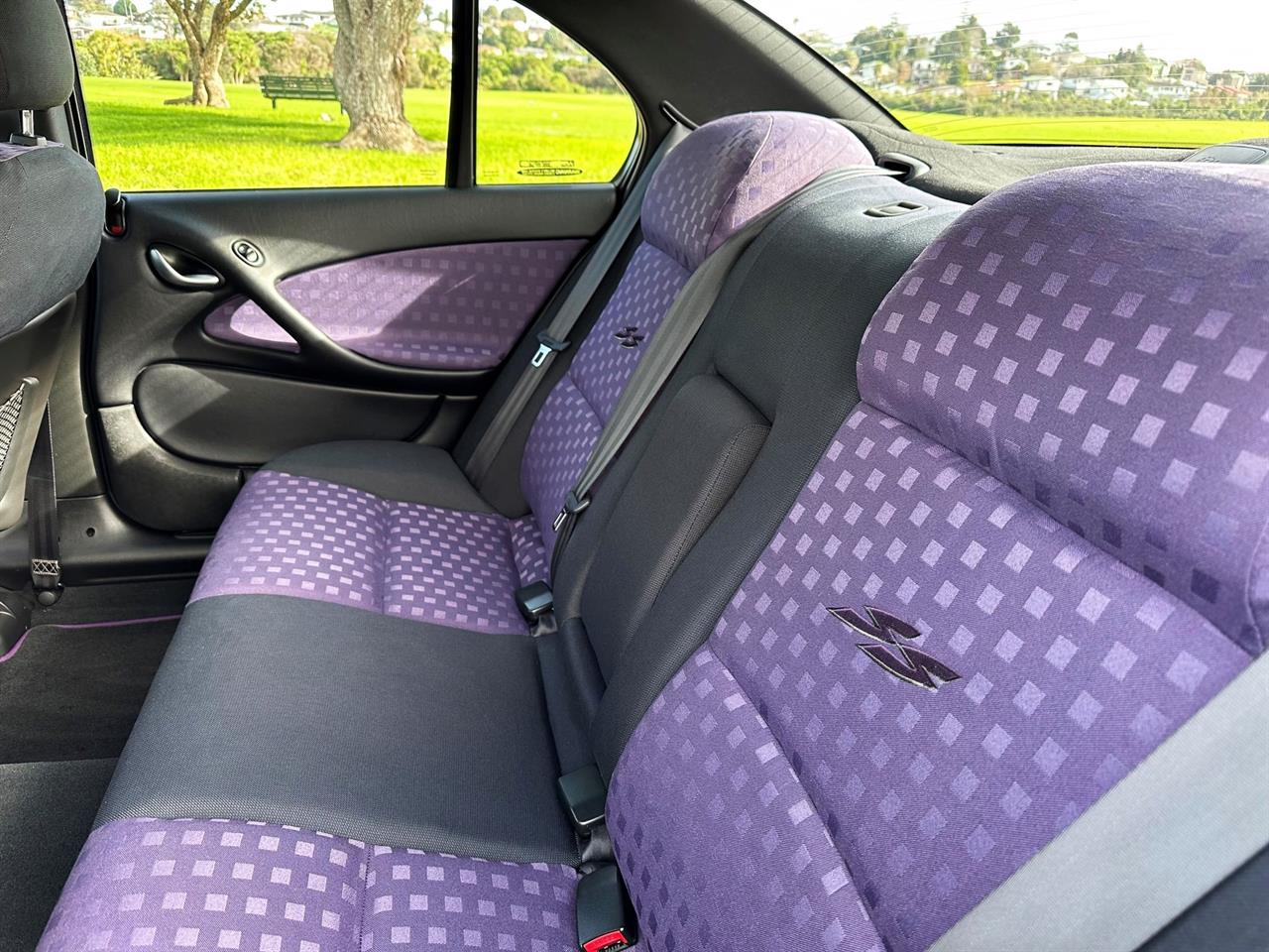 2004 Holden Commodore