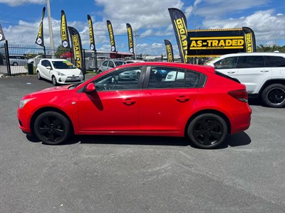 2014 Holden Cruze - Thumbnail