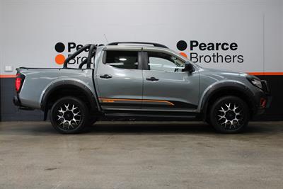 2018 Nissan Navara - Thumbnail