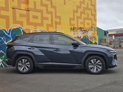 2022 Hyundai TUCSON - Thumbnail