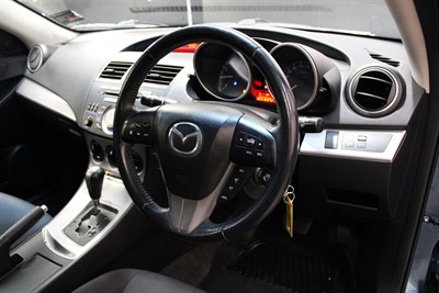 2010 Mazda Mazda3 - Thumbnail