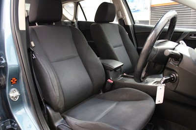 2010 Mazda Mazda3 - Thumbnail