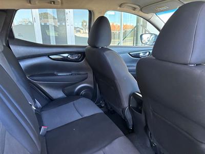 2015 Nissan QASHQAI - Thumbnail