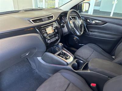 2015 Nissan QASHQAI - Thumbnail