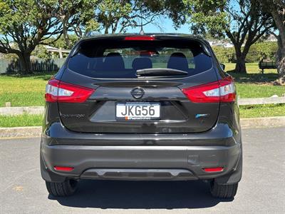 2015 Nissan QASHQAI - Thumbnail